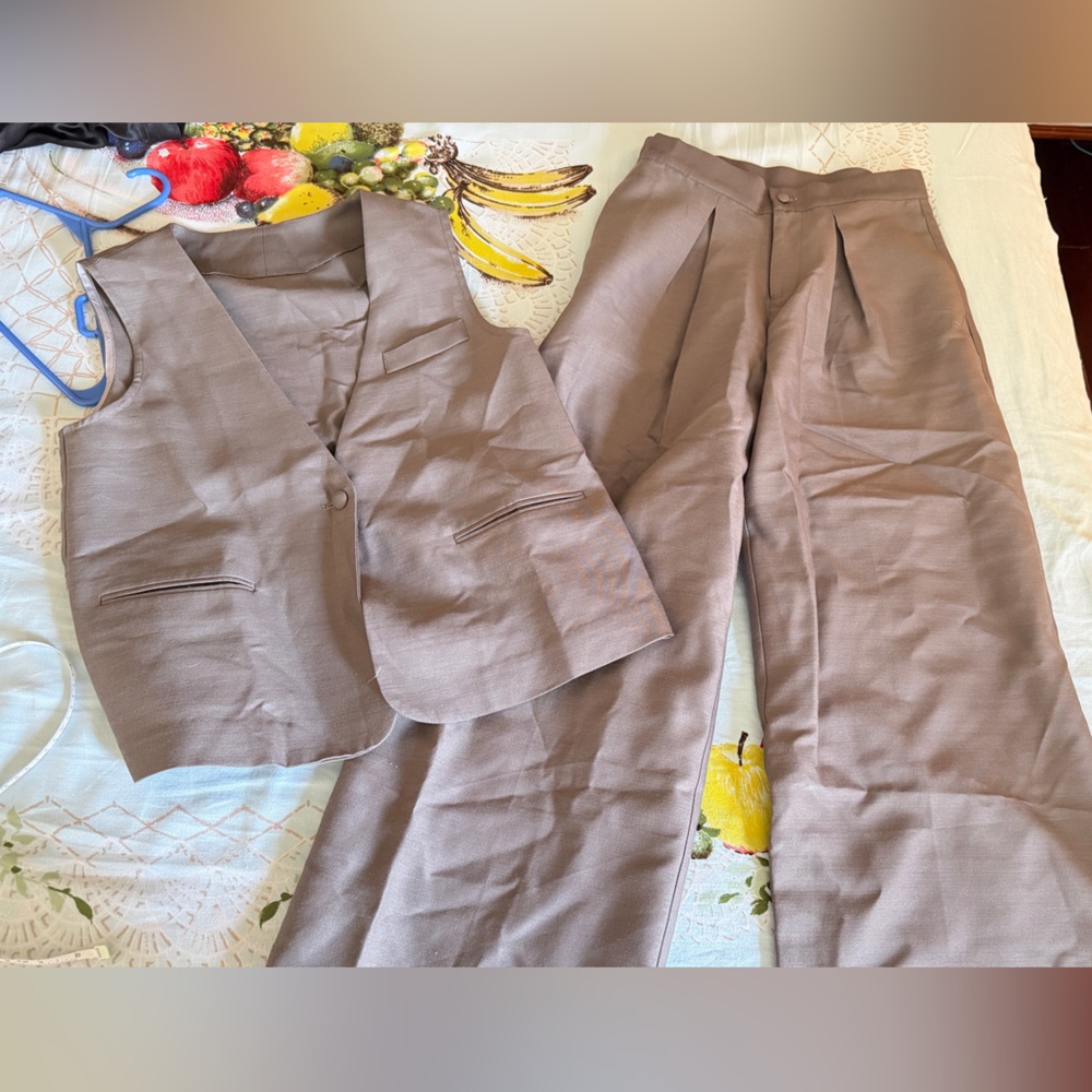 Grey Silk-Wool Two-Piece Set | Tailored Vest & Pants | Minimalist Suit